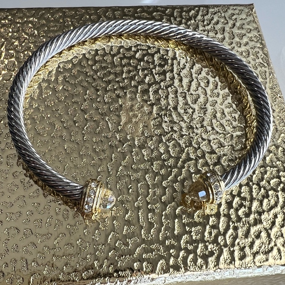 FASHION JEWELRY BANGLE BRACELET
